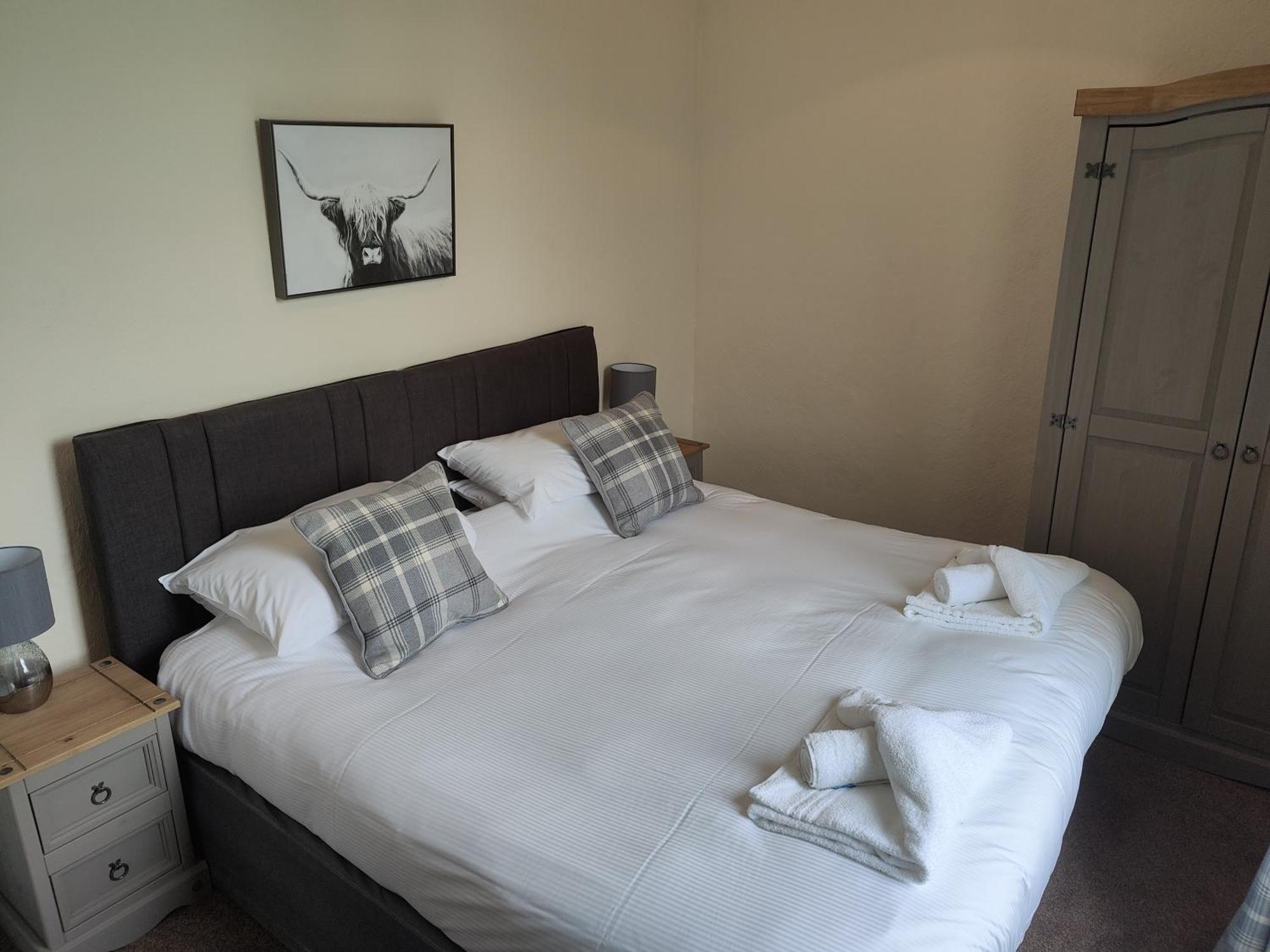 Sutton Hall Resort Тирск Стая снимка