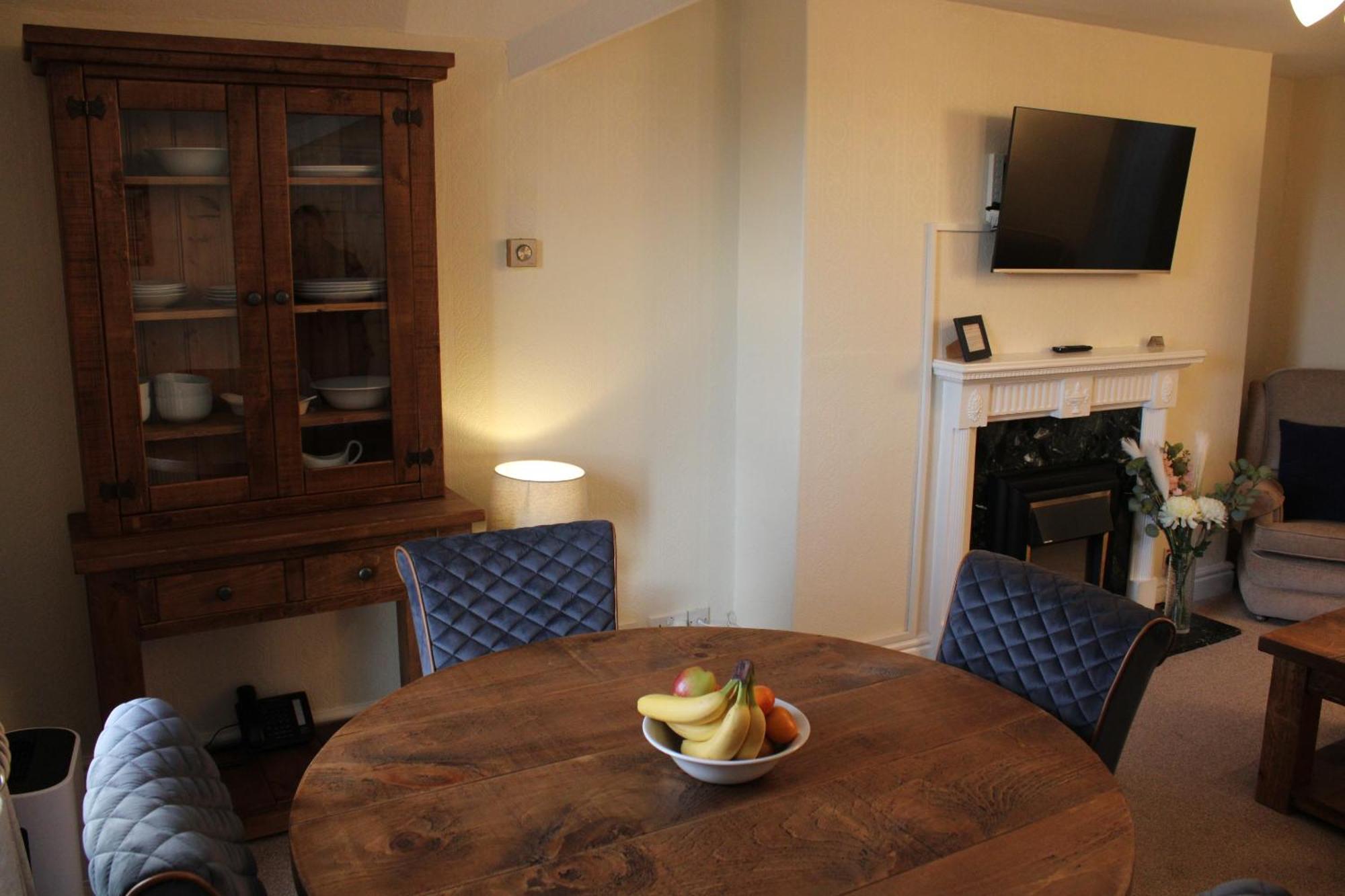 Sutton Hall Resort Тирск Стая снимка
